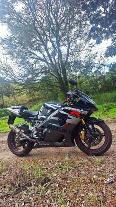 SUZUKI GSX-R1000 SUZUKI GSX-R1000